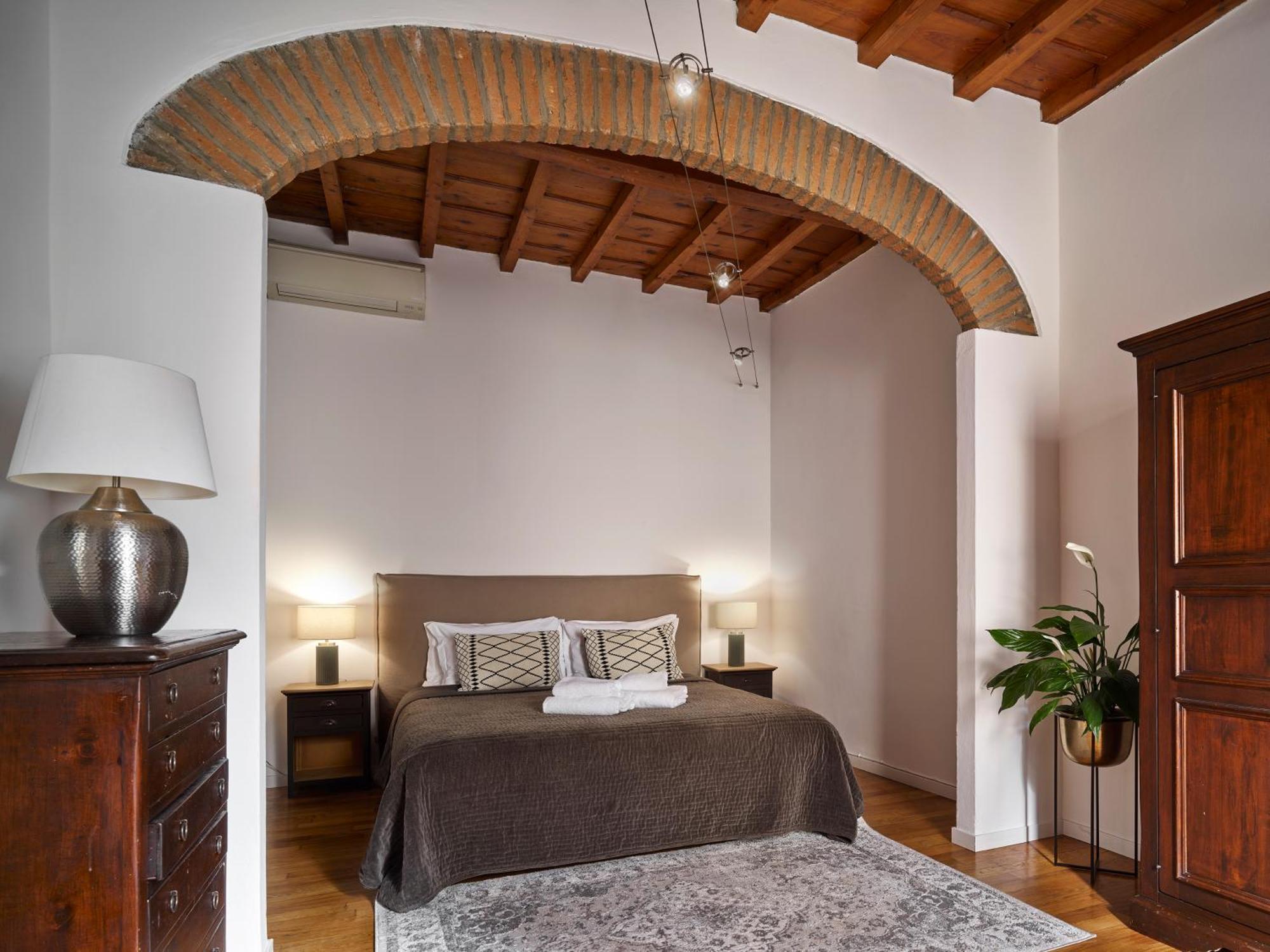 Apartment Location W/ Breathtaking Views Chic Palace Florence